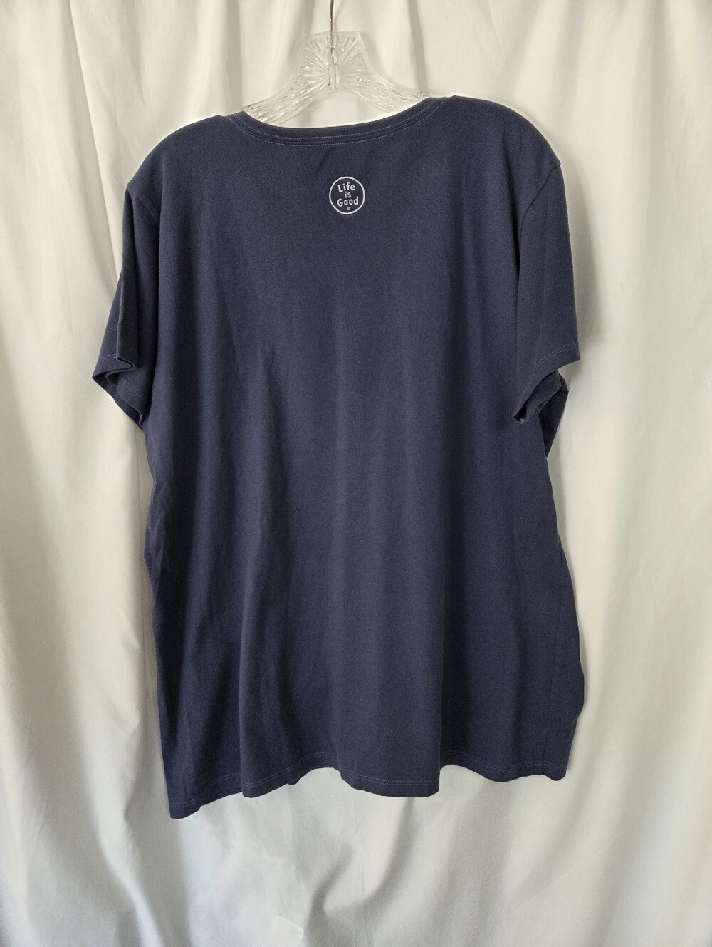 Life is Good Mountain Campfire Circle Graphic V-Neck Tee Blue Size XL - Picture 2 of 7